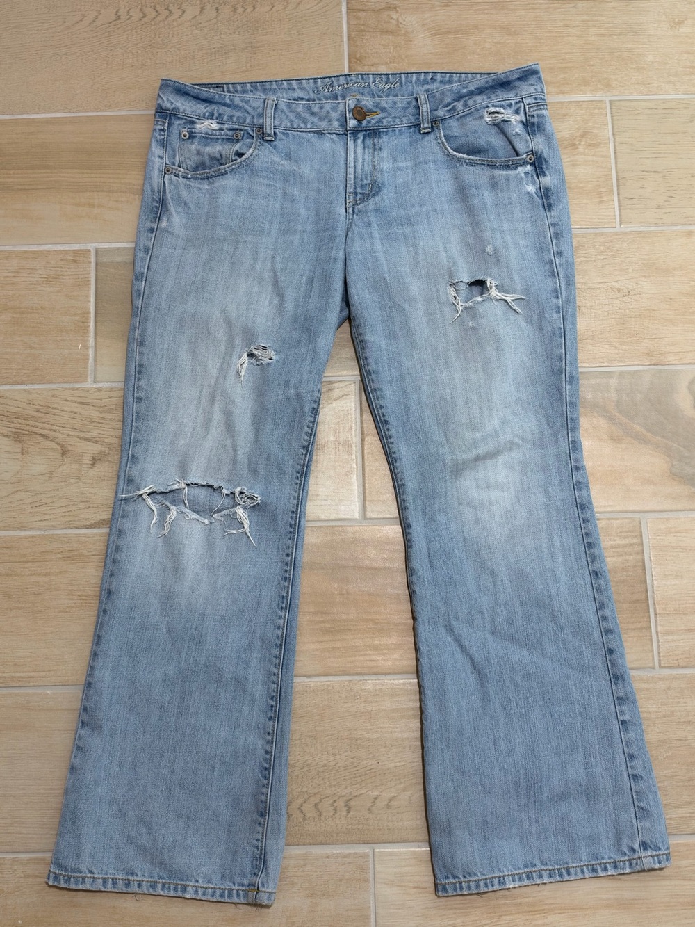 vintage american eagle distressed jeans